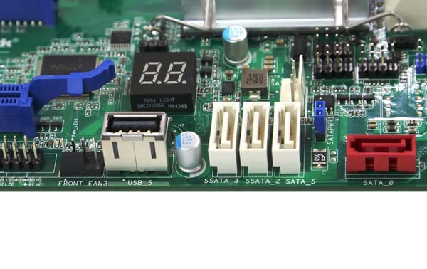 ASRock EPC612D8A-TB SATA USB and LED