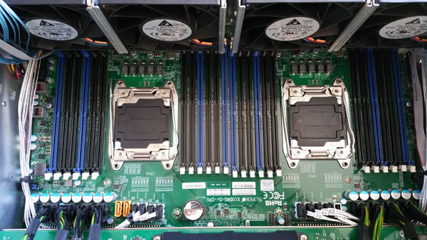 Supermicro 4028GR-TR CPU and RAM Area