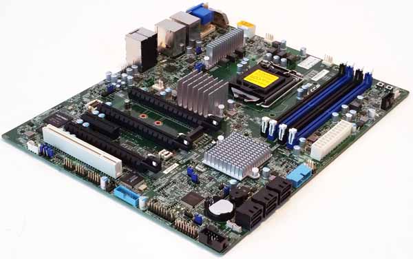 Supermicro X11SAT-F Motherboard