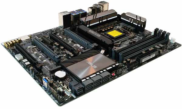 ASUS Z170 WS - Motherboard Angle