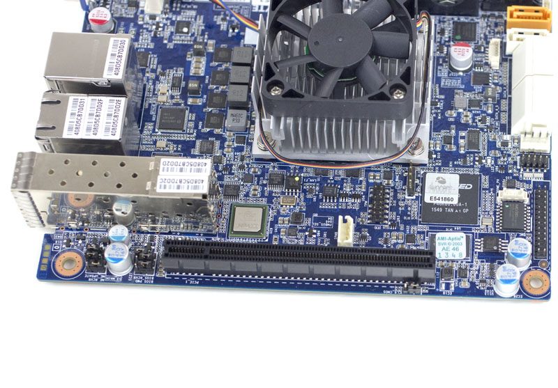 Gigabyte MB10-DS3 PCIe x16 ASPEED AST2400 SFP PHY