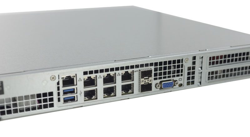 Supermicro SuperServer 1018D-FRN8T Rear IO