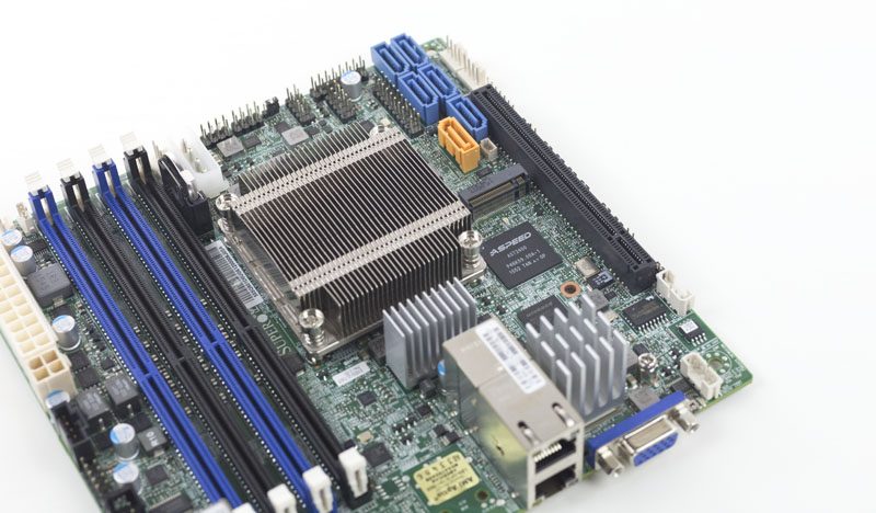 Supermicro X10SDV-2C-TLN2F m2 and PCIe x16