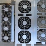 Taken outside, the original RPC-4220 fan partition and two 120mm fan partitions