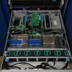 Intel A2U44X25NVMEDK installation – internal