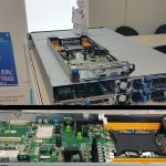QCT QuantaPlex S41T-2U 4x Xeon Phi x200