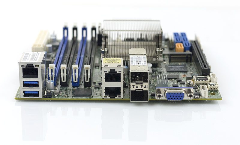 Supermicro X10SDV 12C TLN4F Rear IO