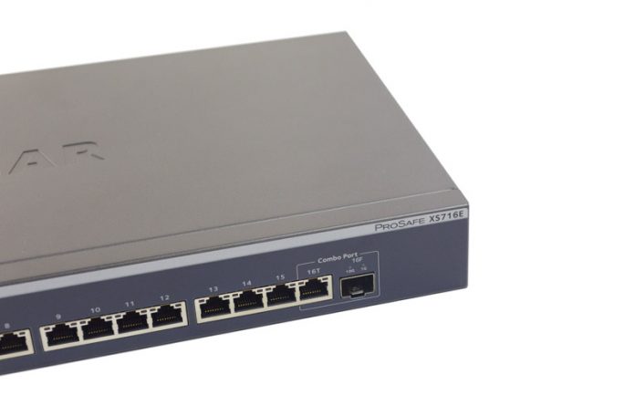 Netgear ProSAFE XS716E Model And Combo Port
