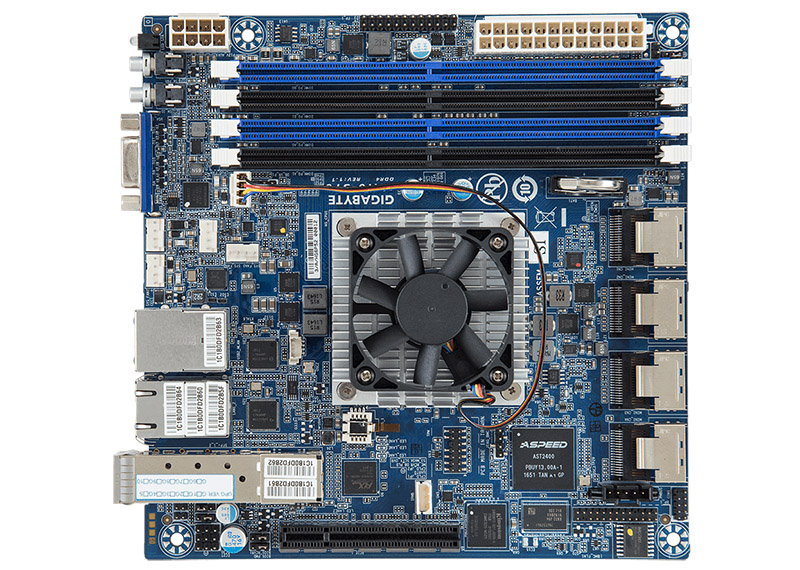 Gigabyte MA10 ST0 Top