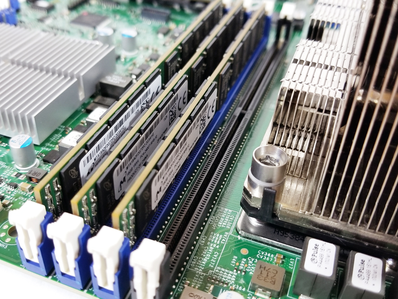 Supermicro X11DPi NT Memory Slots