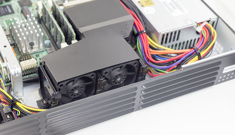 Supermicro SYS 5019S TN4 Cooling