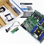 Tyan S7100 Retail Packaging