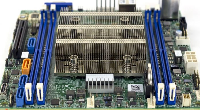 Intel Xeon D-2183IT Benchmarks and Review 16C SoC an AVX-512 Monster Supermicro X11SDV 4C TLN2F CPU Heatsink Airflow And DIMMs