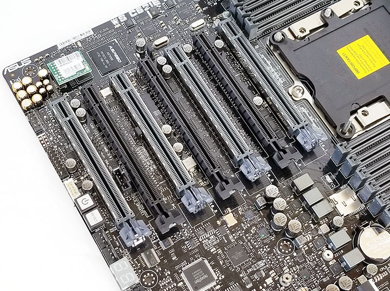 ASUS WS C621E SAGE PCIe Slots