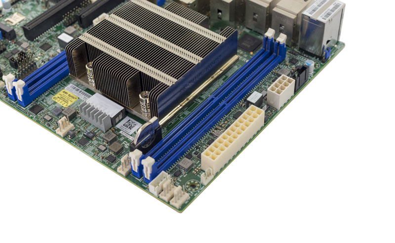 Supermicro X11SDV 16C TP8F CPU DIMMs Power And Fans