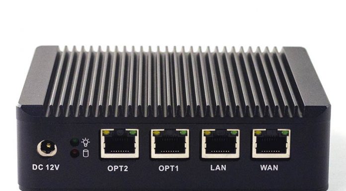 Protectli FW4A Firewall Review Intel Atom E3845 4GB 32GB FW4A-0-4-32 Protectli FW4A LAN And Power