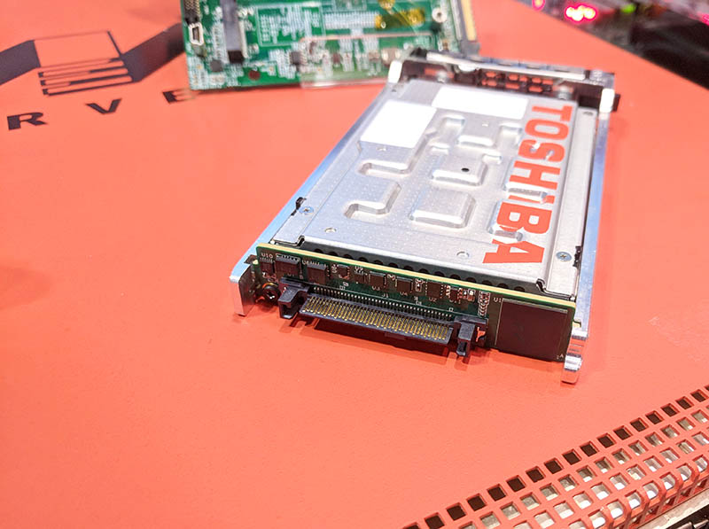 Marvell 25GbE NVMeoF Adapter Toshiba SSD