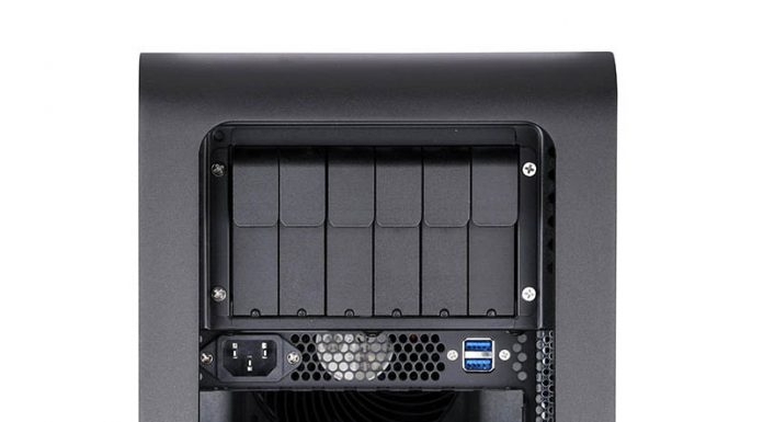 Building the Improbable Hyper-Converged NAS with the Silverstone CS01-HS Silverstone CS01 HS Top Hot Swap And IO View