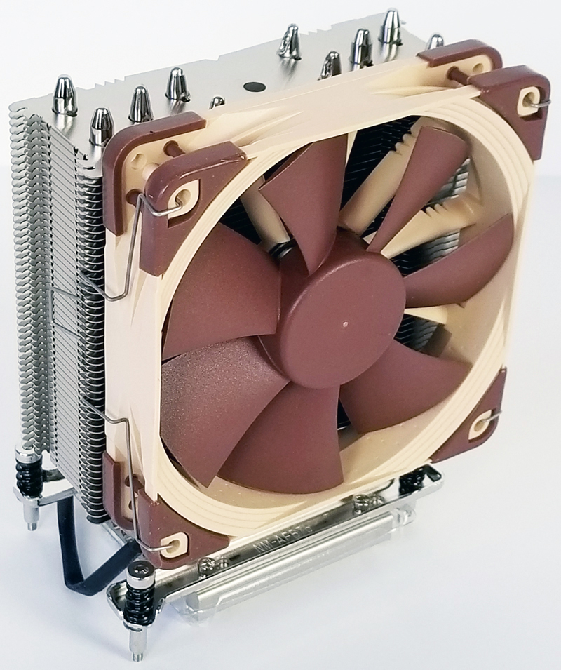 Noctua NH U12S TR4 SP3 Angle View