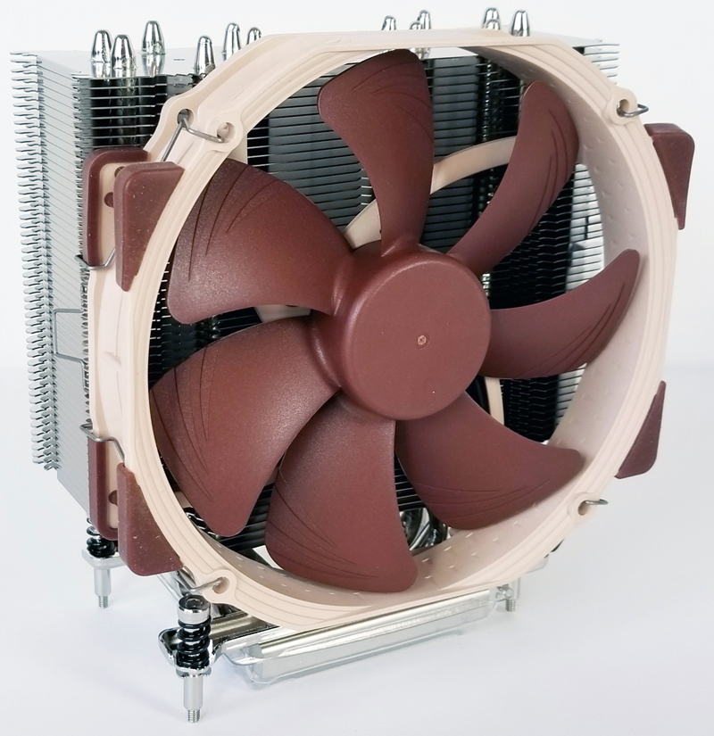 Noctua NH U14S TR4 SP3 Angle View