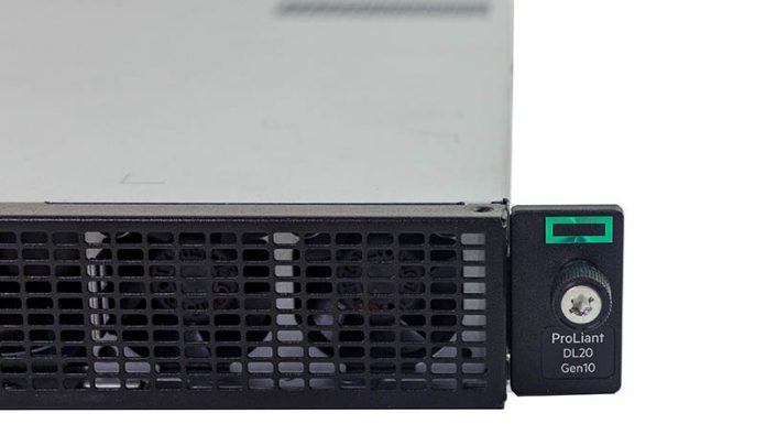 HPE ProLiant DL20 Gen10 Review Compact and Nimble Server HPE ProLiant DL20 Gen10 Cover