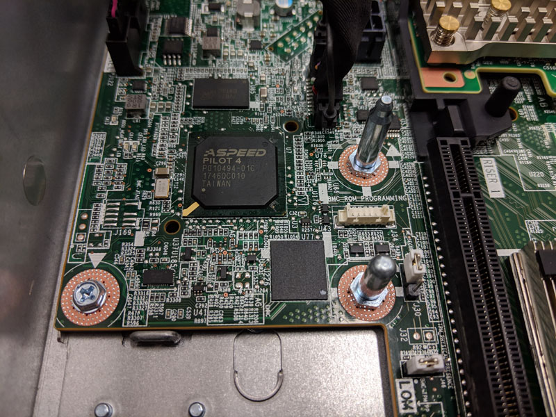 Lenovo ThinkSystem SR650 2U Server Review A Mainstream Option Lenovo ThinkSystem SR650 2U Server Review A Mainstream Option