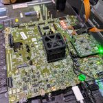 Intel FOVEROS Demo At Intel Architecture Day 2018 Running