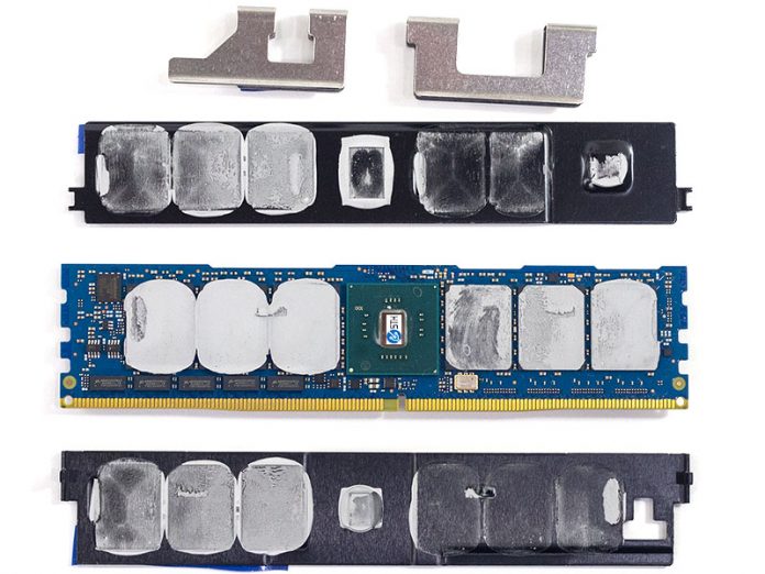 Intel Optane V DDR4 DIMM Underneath Controller Side