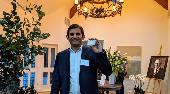 First Pictures of Intel Ice Lake Xeon Server Chips Sailesh With Intel Xeon Ice Lake