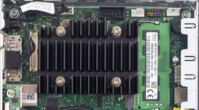 Intel Pentium Silver J5005 Benchmarks and Review Fujitsu D3544 S Internal Overview Configured