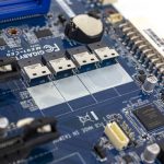 Gigabyte MZ01 CE0 SlimSAS SATA