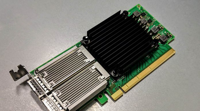 Mellanox ConnectX-5 VPI 100GbE and EDR InfiniBand Review Mellanox ConnectX5 MCX556A EDAT Hero