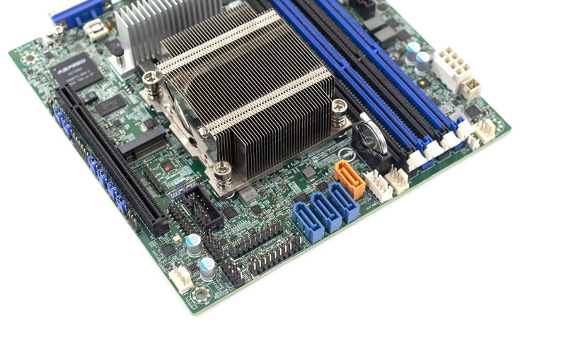 Supermicro M11SDV 8C LN4F Storage IO Peripheral Power