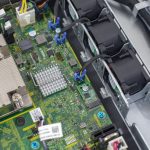 Dell EMC PowerEdge R240 TPM And Fan