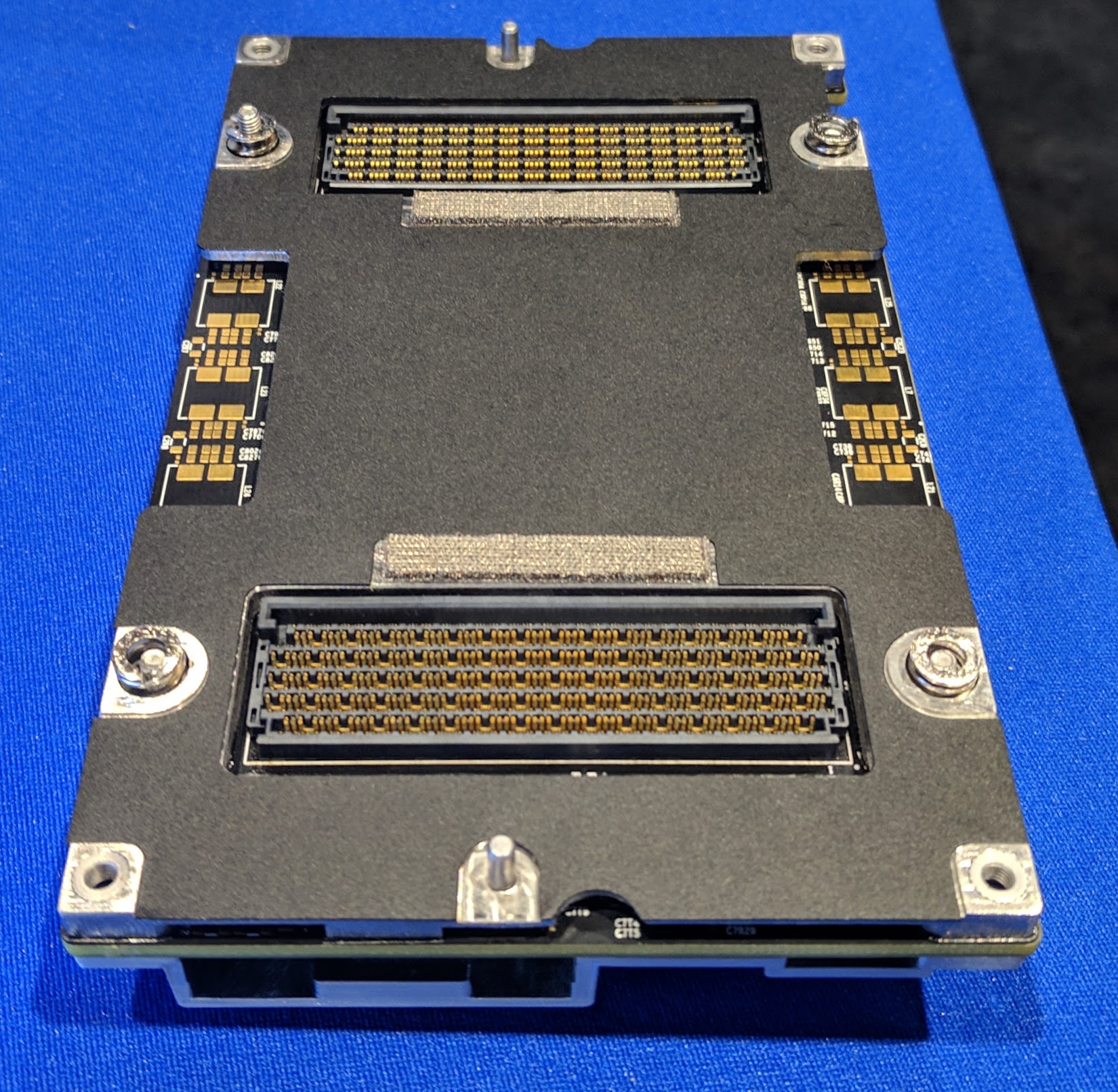 Intel Nervana NNP L 1000 OAM Underside