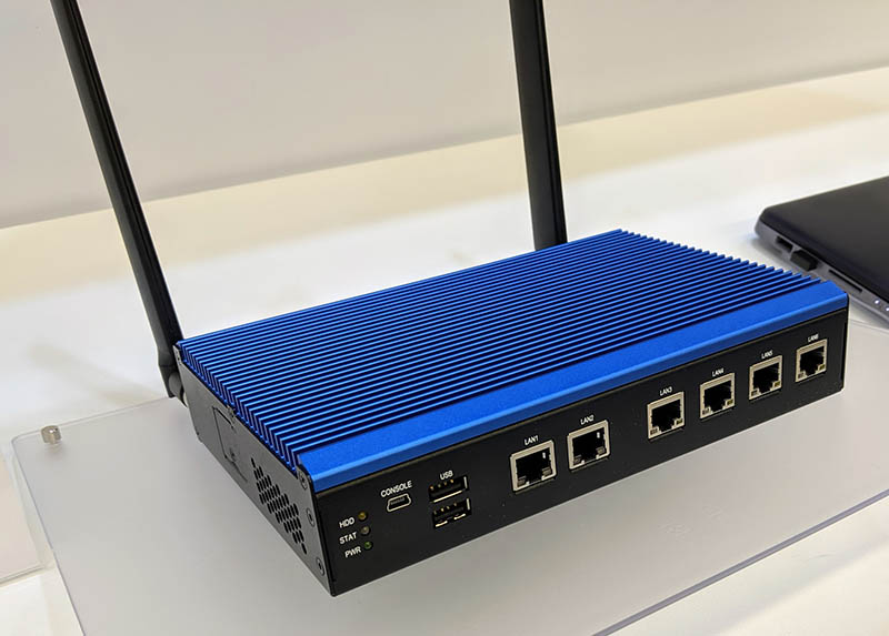 QCT UCPE And SD WAN Desktop Box