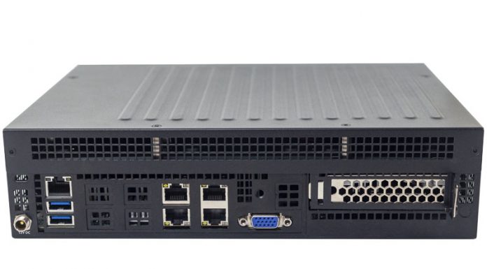 Supermicro AS-E301-9D-8CN4 Review Embedded EPYC Appliance Supermicro AS E301 9D 8CN4 Rear