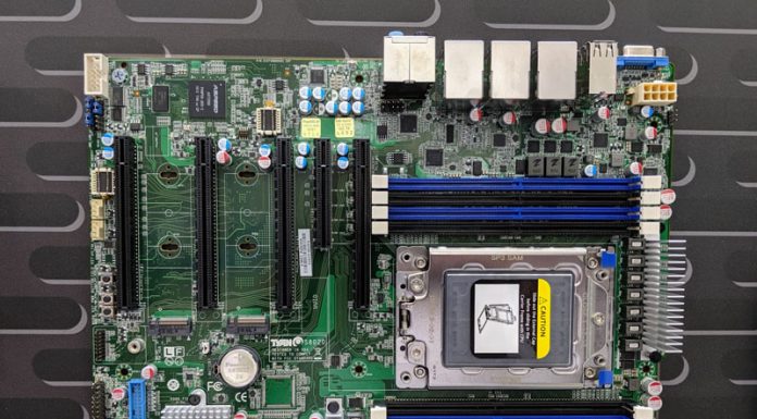 Tyan Tomcat SX S8020 AMD Ryzen Threadripper Server Motherboard Tyan S8020 At Computex 2019