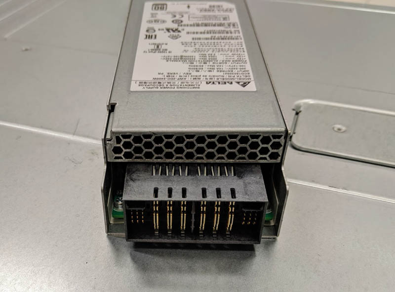 Cisco UCS C4200 Chassis PSU Connector