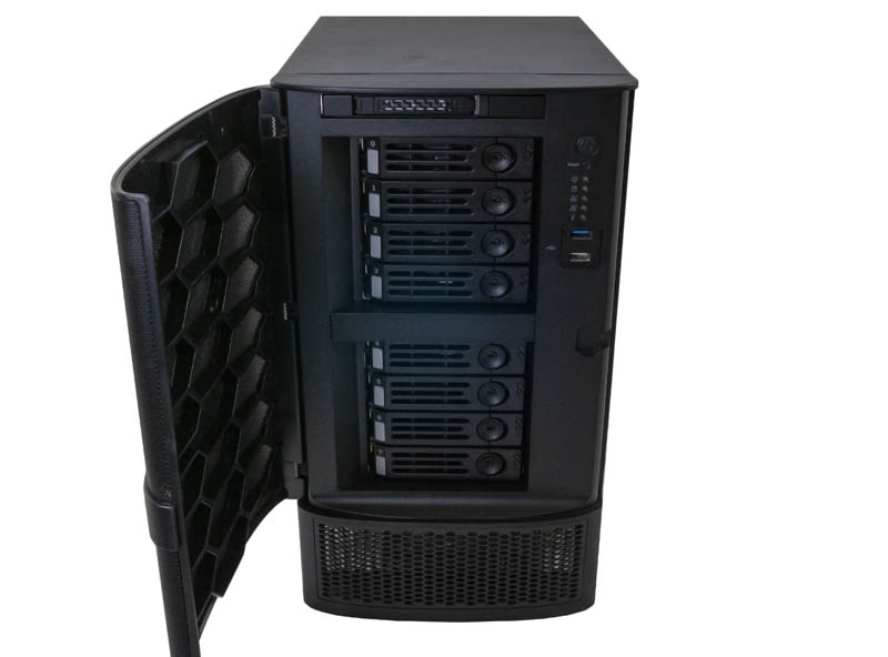 FreeNAS Mini XL Plus Front Bays