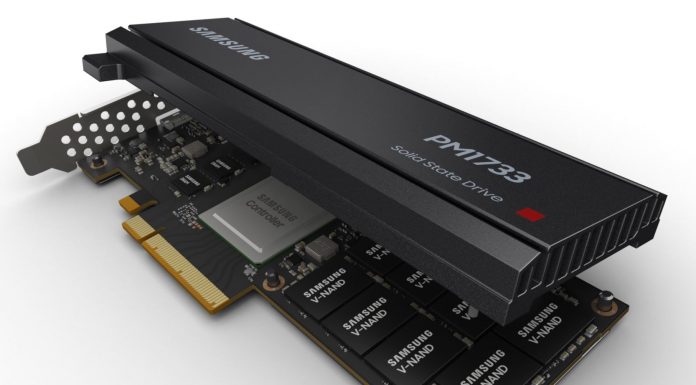 Samsung PM1733 PCIe Gen4 NVMe SSDs for the PRE Samsung PM1733 PCie Gen4 NVMe SSD AIC
