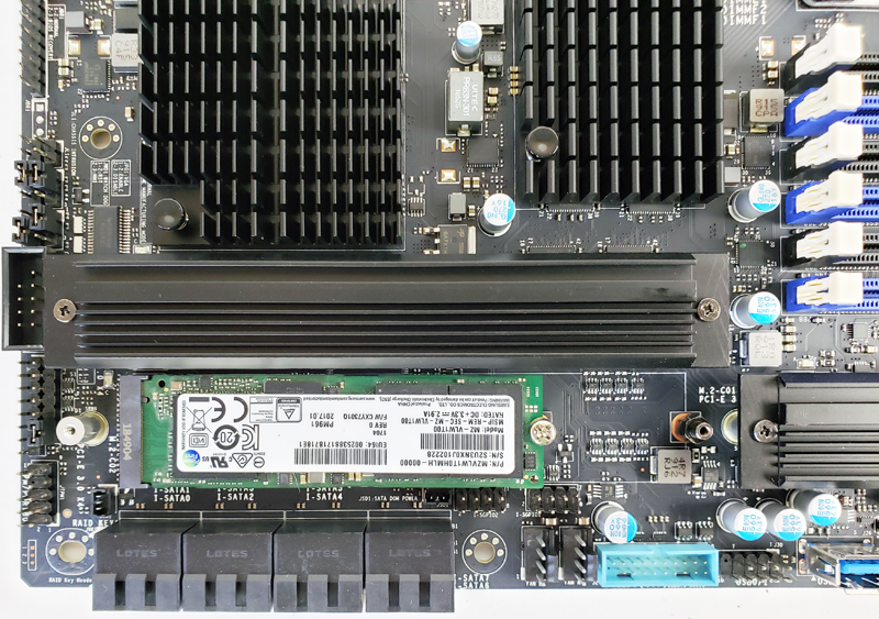 Supermicro X11SPA T M2 Slots With Heat Sinks