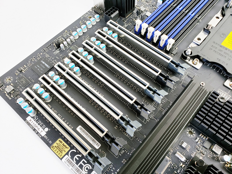 Supermicro X11SPA T PCIe Slots
