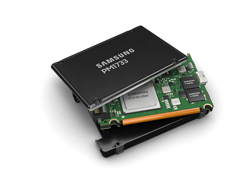 Gendanne Kontur Let at forstå Samsung PM1733 and PM1735 PCIe Gen4 SSDs - ServeTheHome
