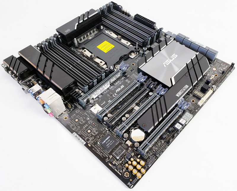 ASUS Pro WS C621 64L SAGE 10G PCIe Slots