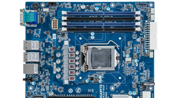 Gigabyte Intel Xeon E-2200 Platforms Updated Gigabyte MX32 4L0 Overview