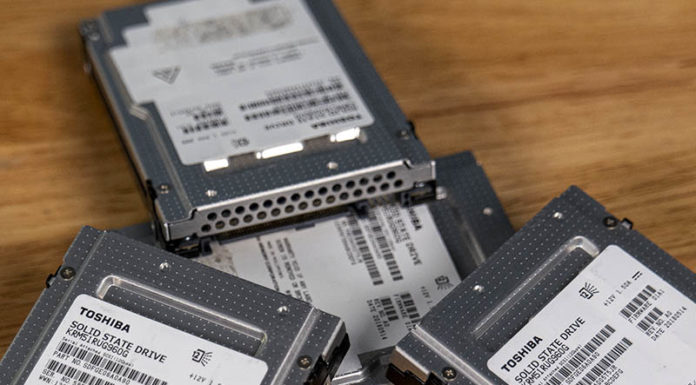 Kioxia RM5 Review Where Value SAS Makes Sense 4 Kioxia RM5 Cover