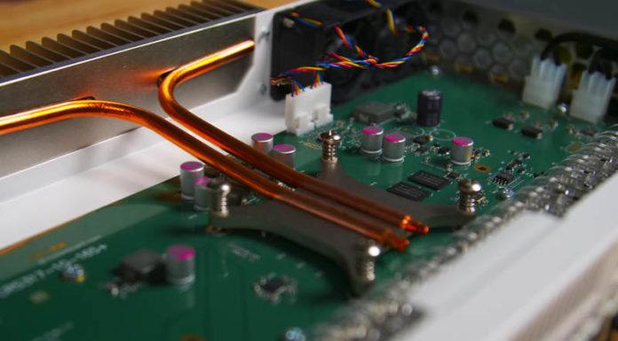 MikroTik CRS317-1G-16S+RM Review A 16-Port 10GbE Switch MikroTik CRS317 1G 16S+RM Internal Heatpipes