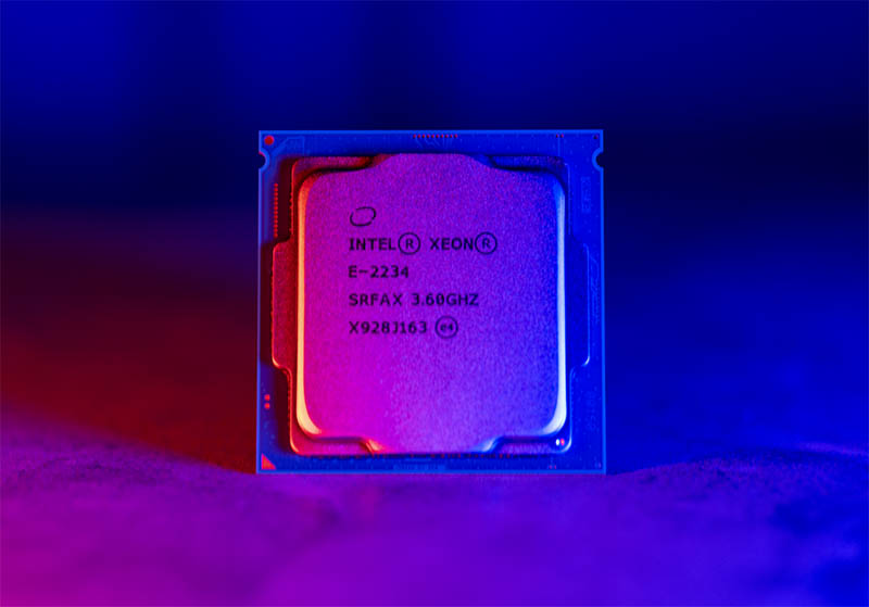 Intel Xeon E 2234 Cover