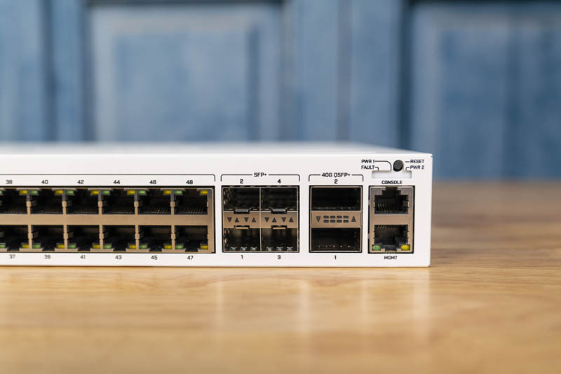 MikroTik CRS354 48G 4S_2Q_RM 4x 10GbE 2x 40GbE Ports